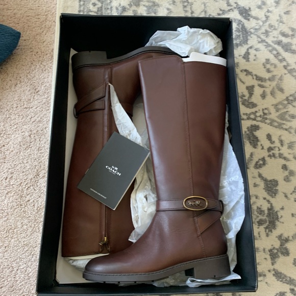 NWB COACH Ruby Horse and Carriage Boot with Extended Calf- Walnut Ruby Boot - Picture 4 of 6